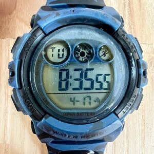 Skmei black and blue digital sports watch NEW BATTERY